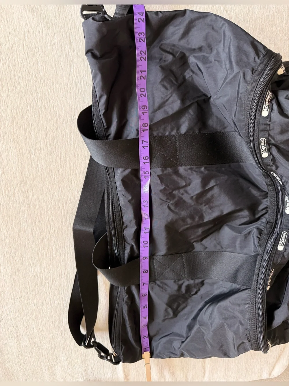 LeSportsac Black Nylon Travel Shoulder Bag - Picture 10 of 11